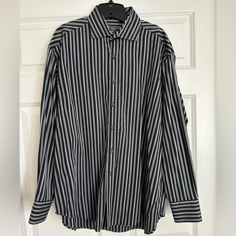 NWOT *Men’s Johnston & Murphy Stripped Long Sleeve Button Up Shirt- Size L
